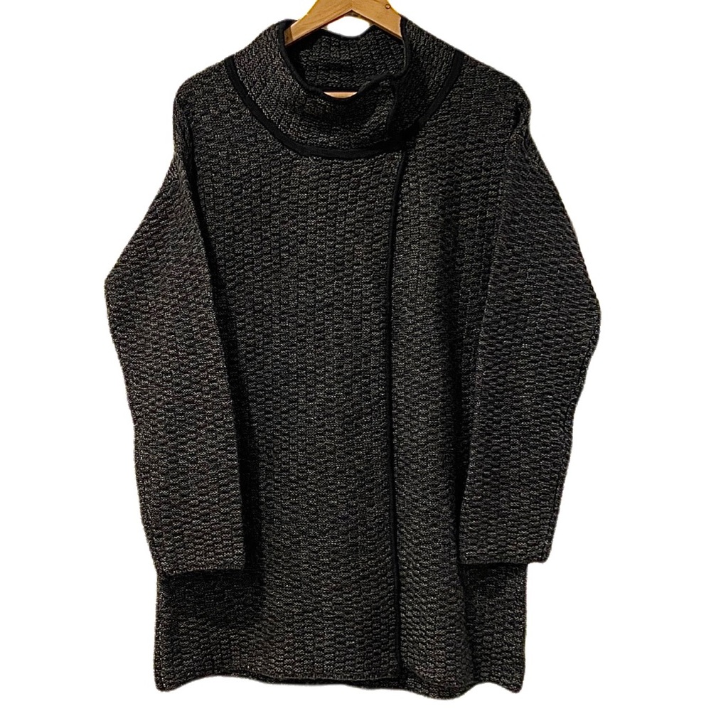 NWT Nine West Gray & Black Wool Snap Top Sweater